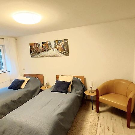 Apartment de luxe 63 qm mit 2 Schlafzimmer und Terrasse Einhausen  Exterior foto